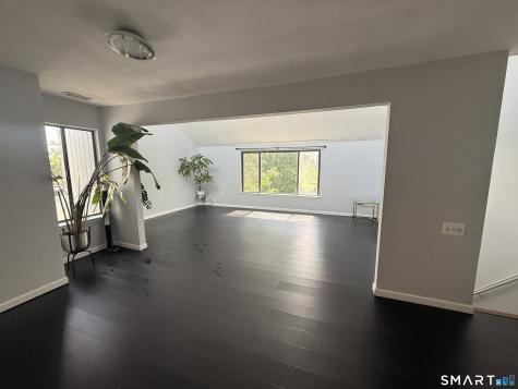 5 Raspberry Lane Ridgefield CT 06877