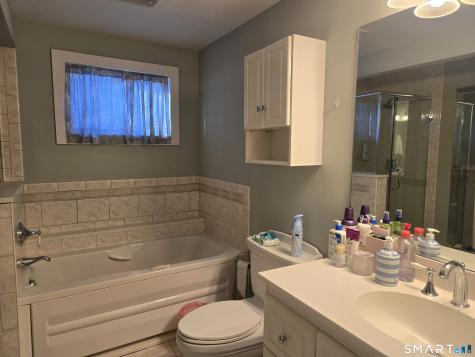 892 Reef Road Fairfield CT 06824