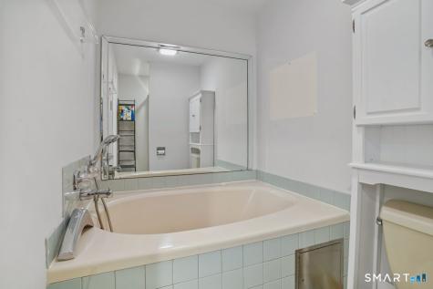 101 Breakers Lane Stratford CT 06615