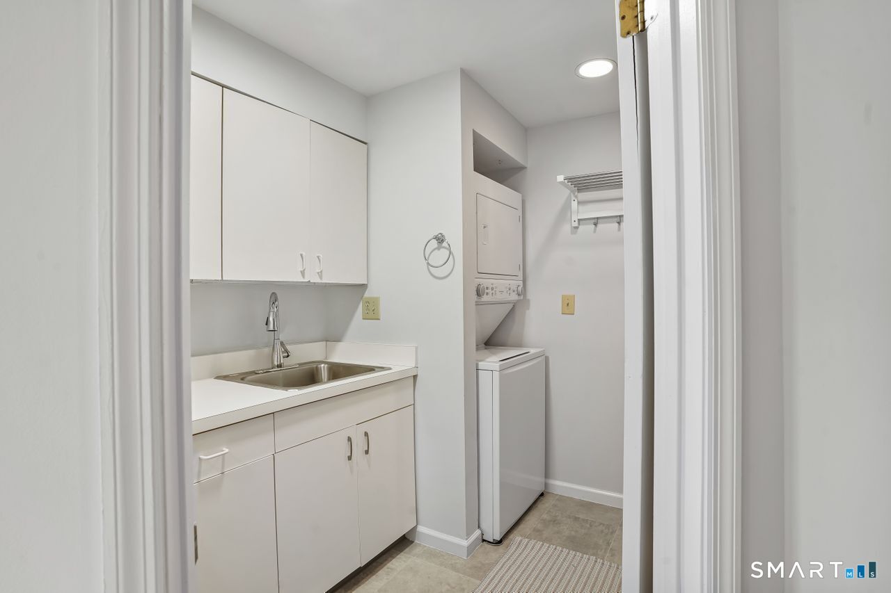 101 Breakers Lane Stratford CT 06615