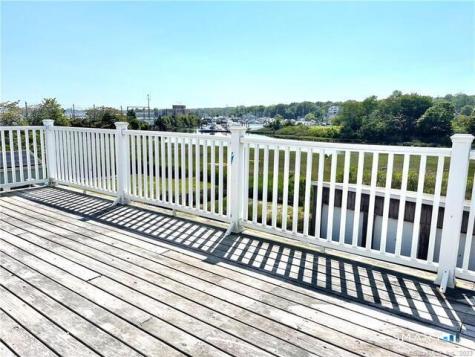 20 Jackson Avenue Stonington CT 06355