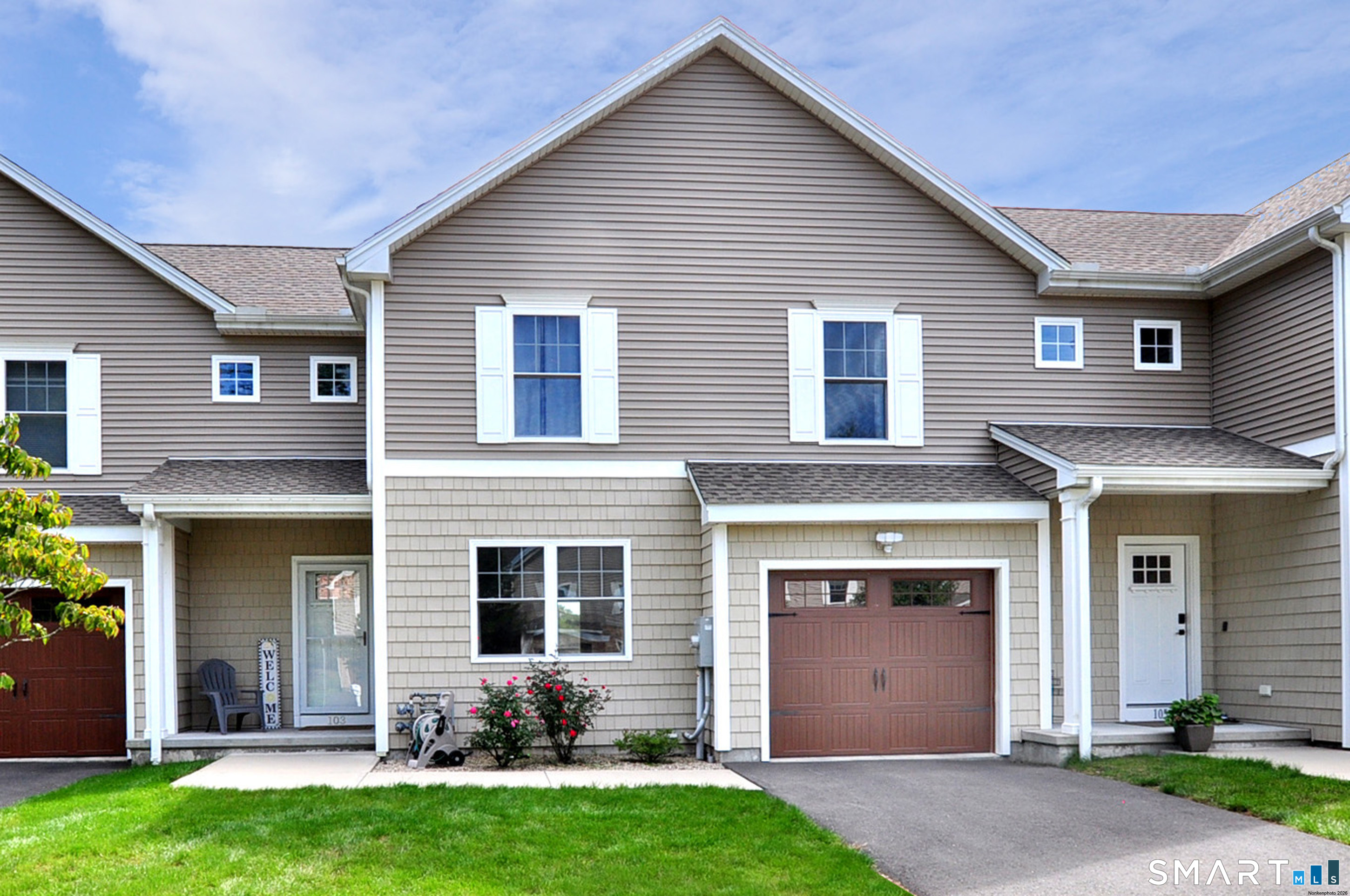 103 Old Village Circle Windsor CT 06095