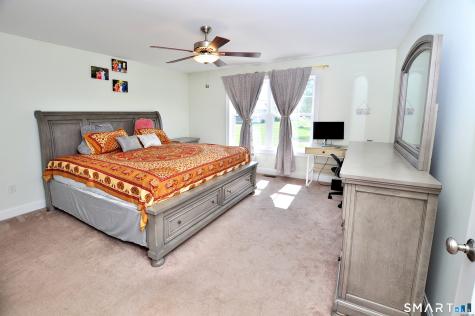 103 Old Village Circle Windsor CT 06095