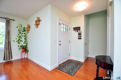 103 Old Village Circle Windsor CT 06095