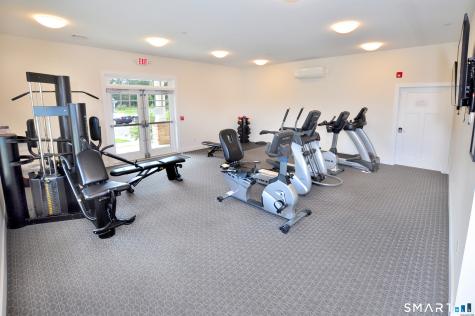 103 Old Village Circle Windsor CT 06095