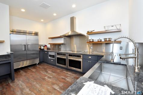 103 Old Village Circle Windsor CT 06095