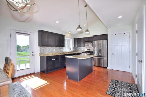 103 Old Village Circle Windsor CT 06095