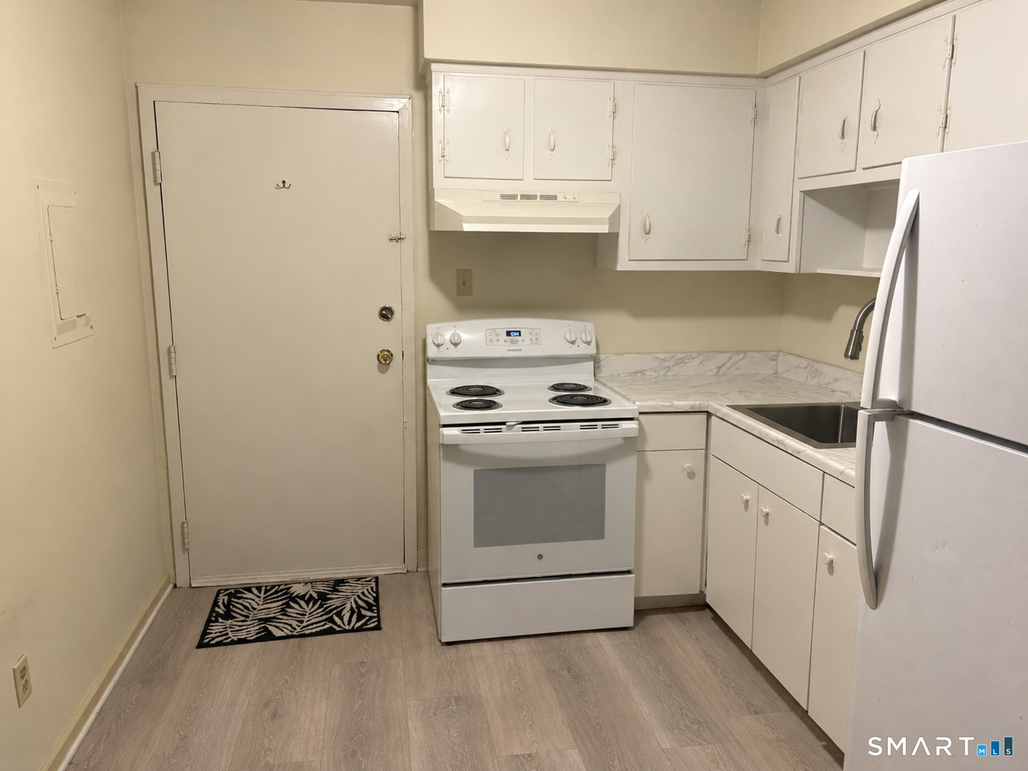 79 Colebrook Court Branford CT 06405
