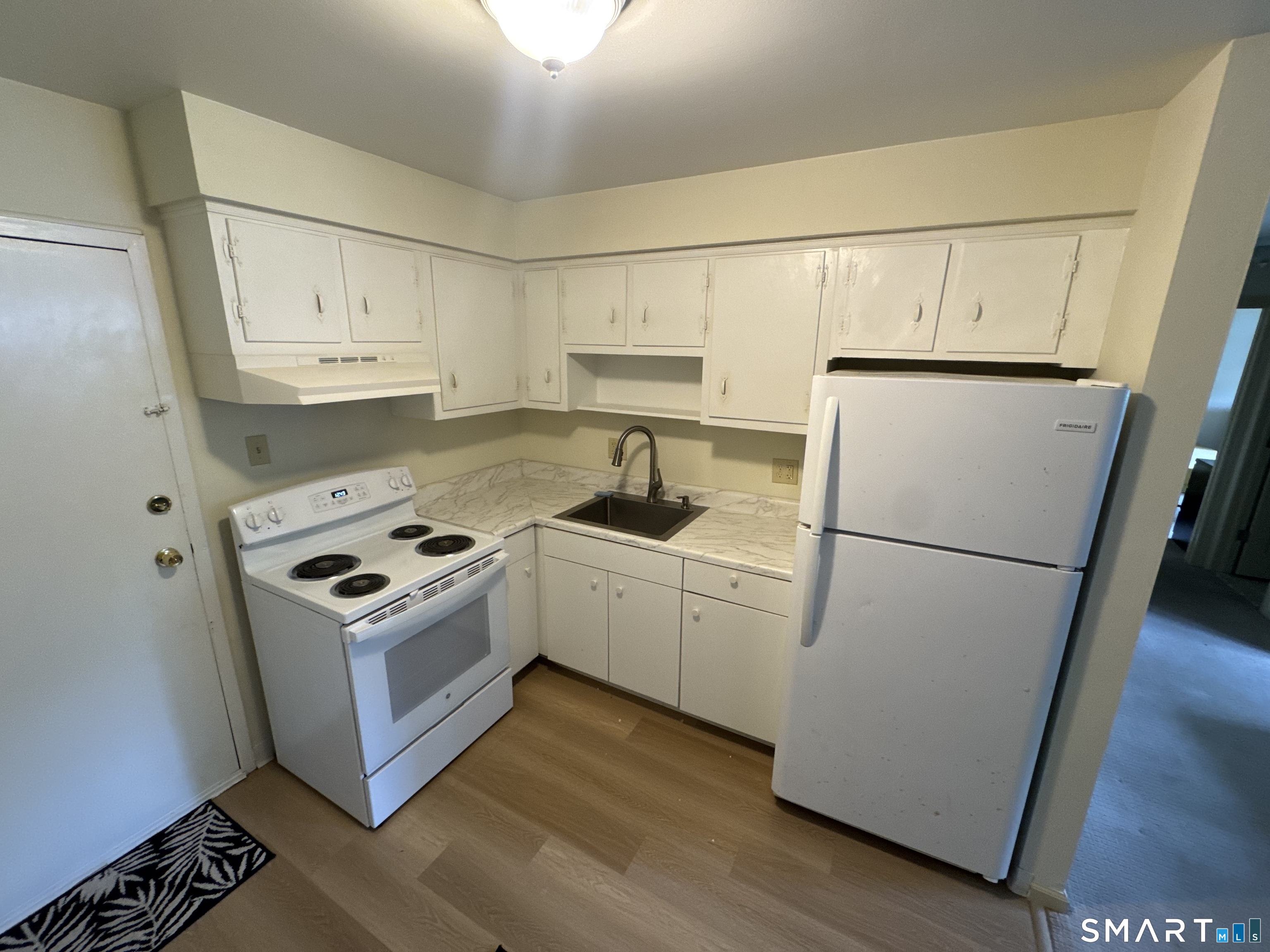 79 Colebrook Court Branford CT 06405