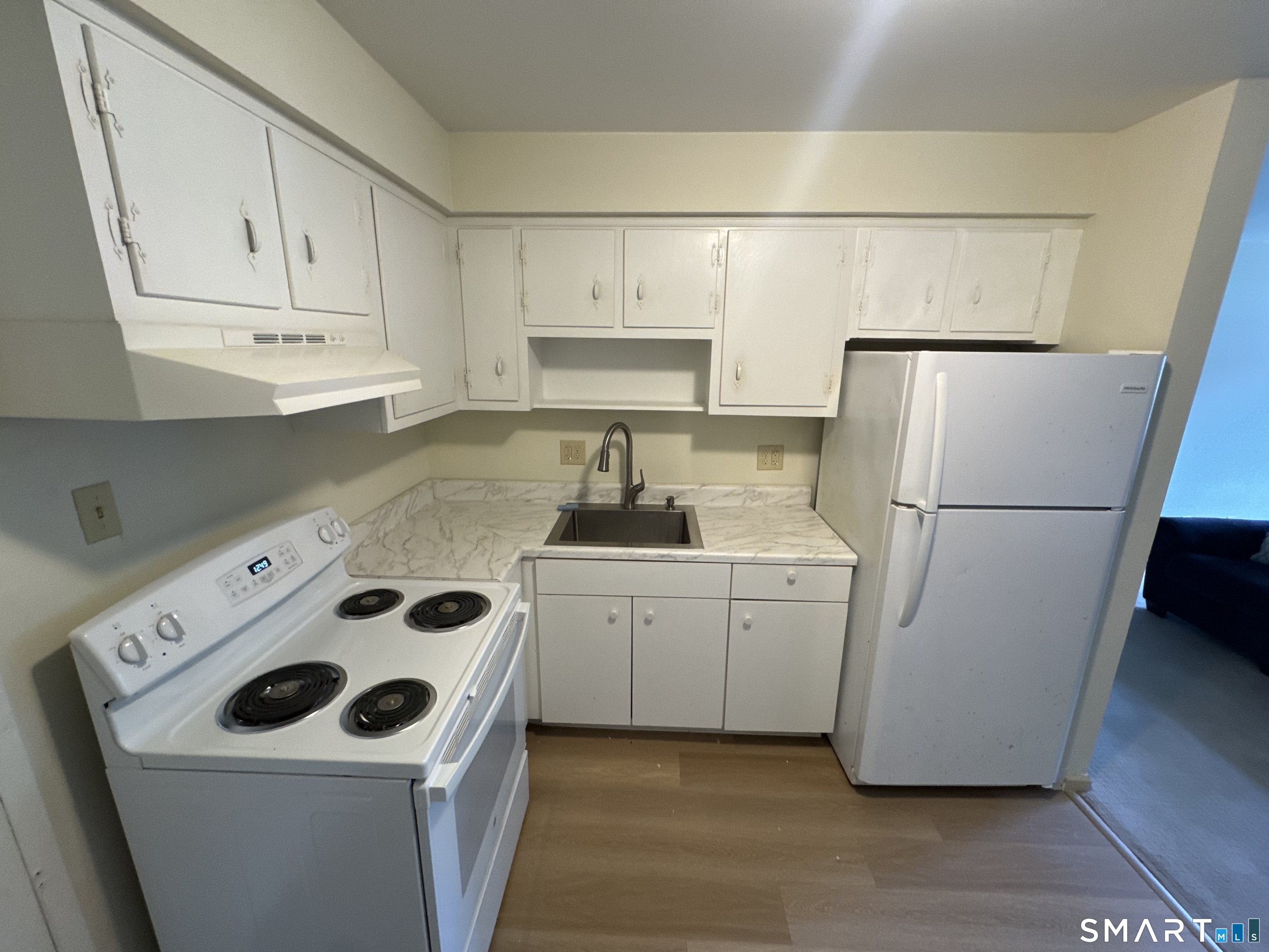 79 Colebrook Court Branford CT 06405
