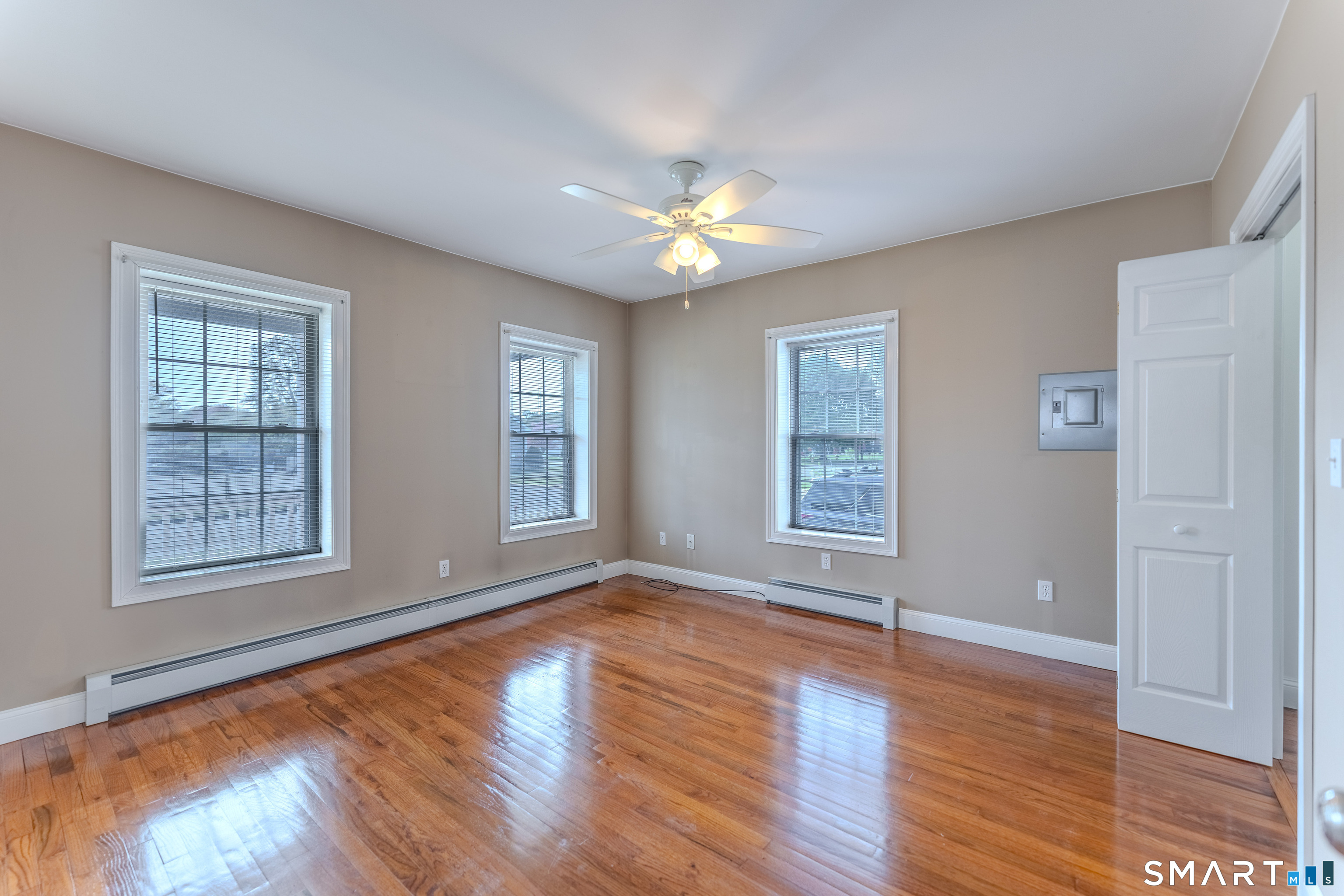 31 Suffield Street Windsor Locks CT 06096