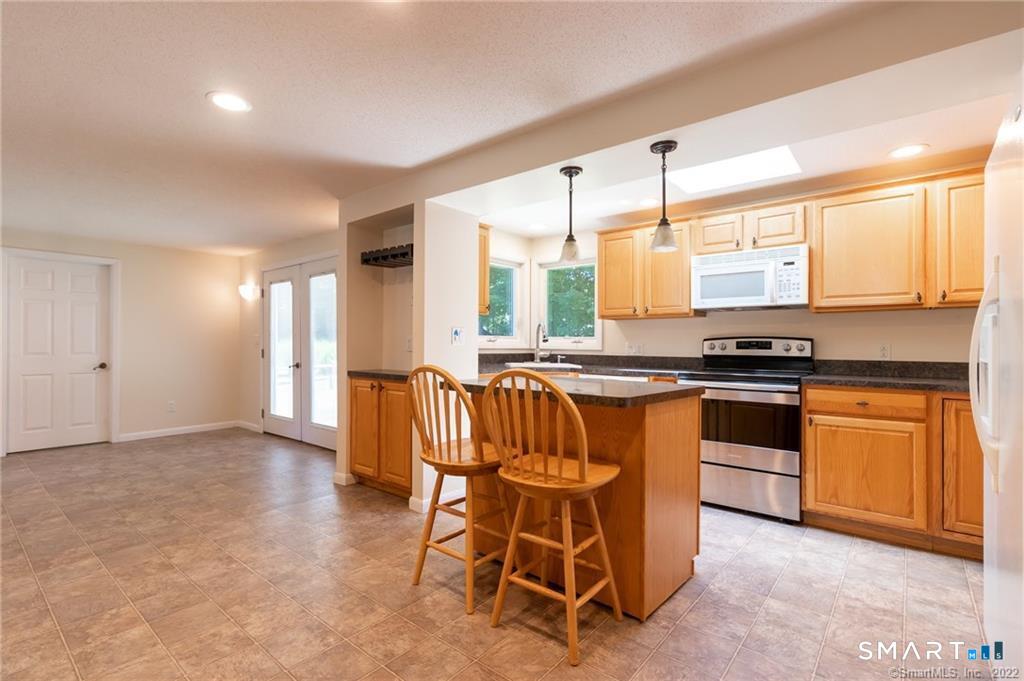 10 Tanglewood Road Farmington CT 06032