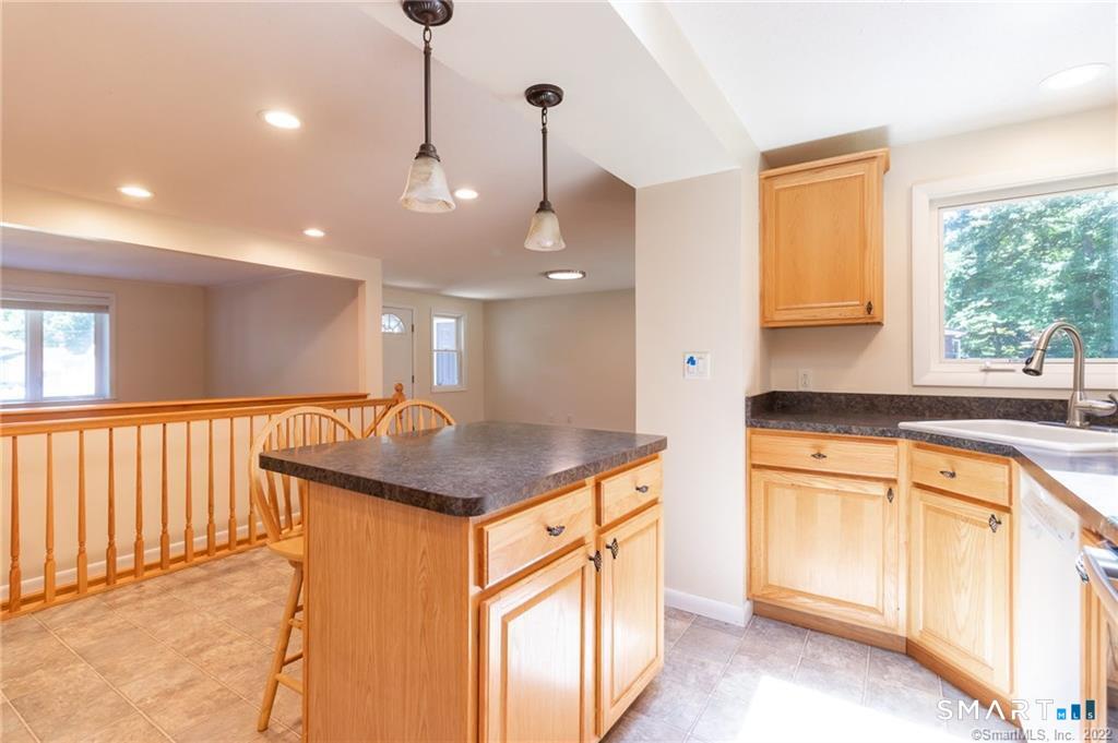 10 Tanglewood Road Farmington CT 06032
