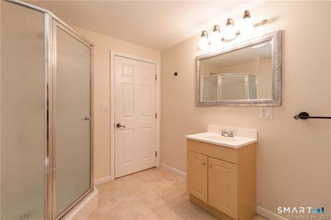 10 Tanglewood Road Farmington CT 06032