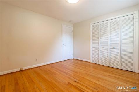10 Tanglewood Road Farmington CT 06032