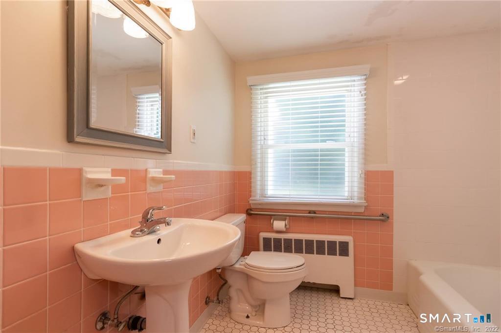 10 Tanglewood Road Farmington CT 06032