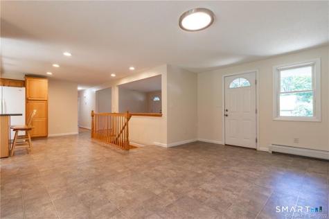 10 Tanglewood Road Farmington CT 06032