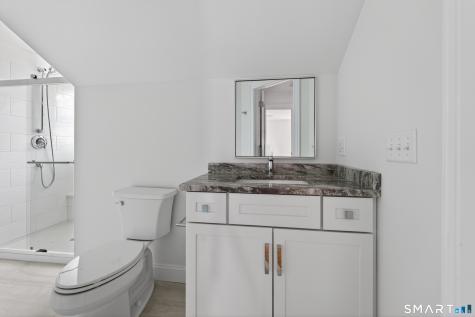 138 Bank Street New London CT 06320