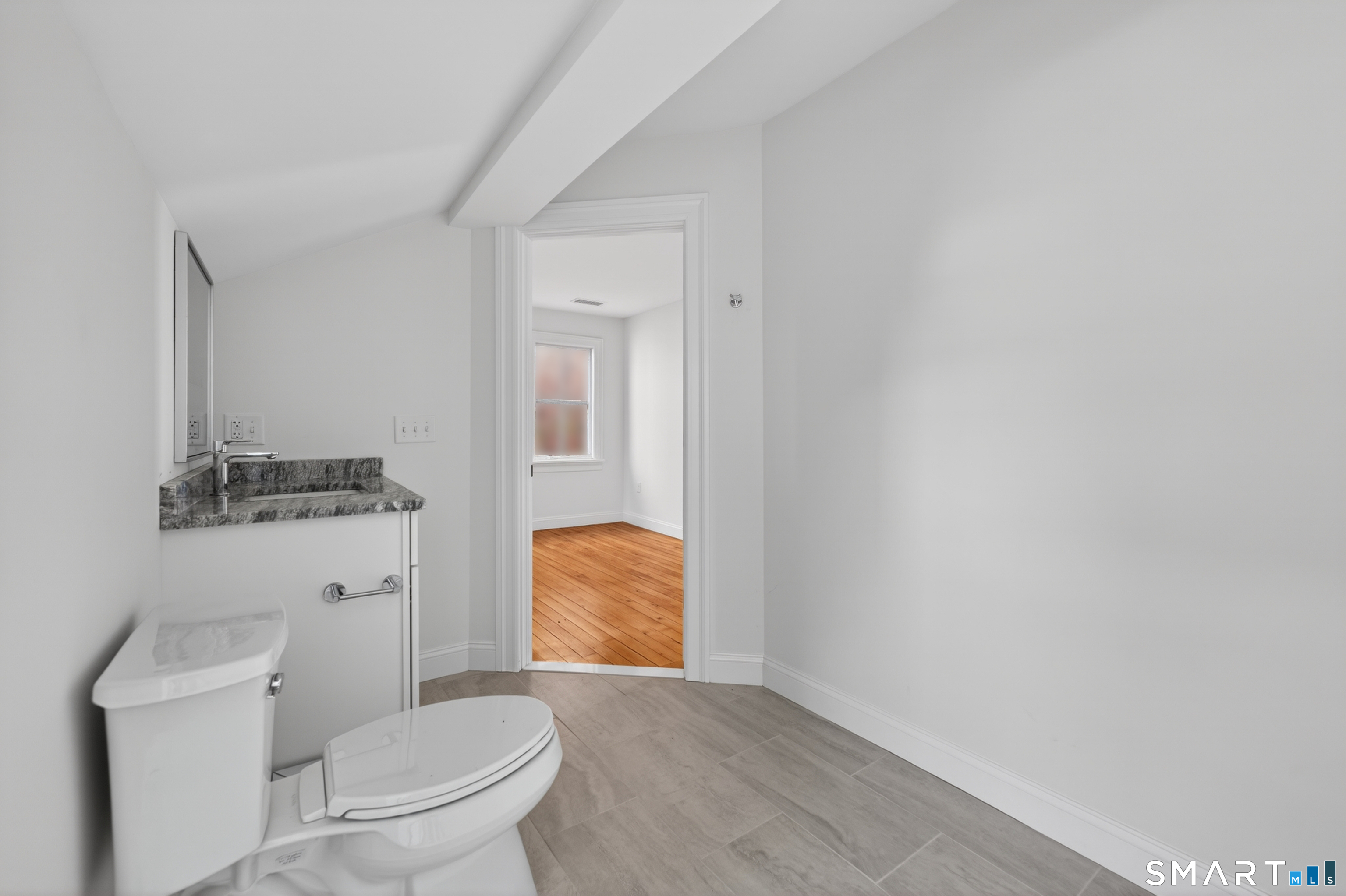 138 Bank Street New London CT 06320
