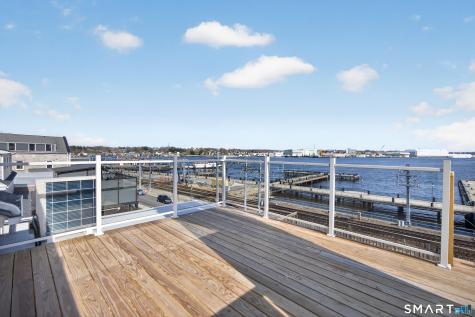 138 Bank Street New London CT 06320