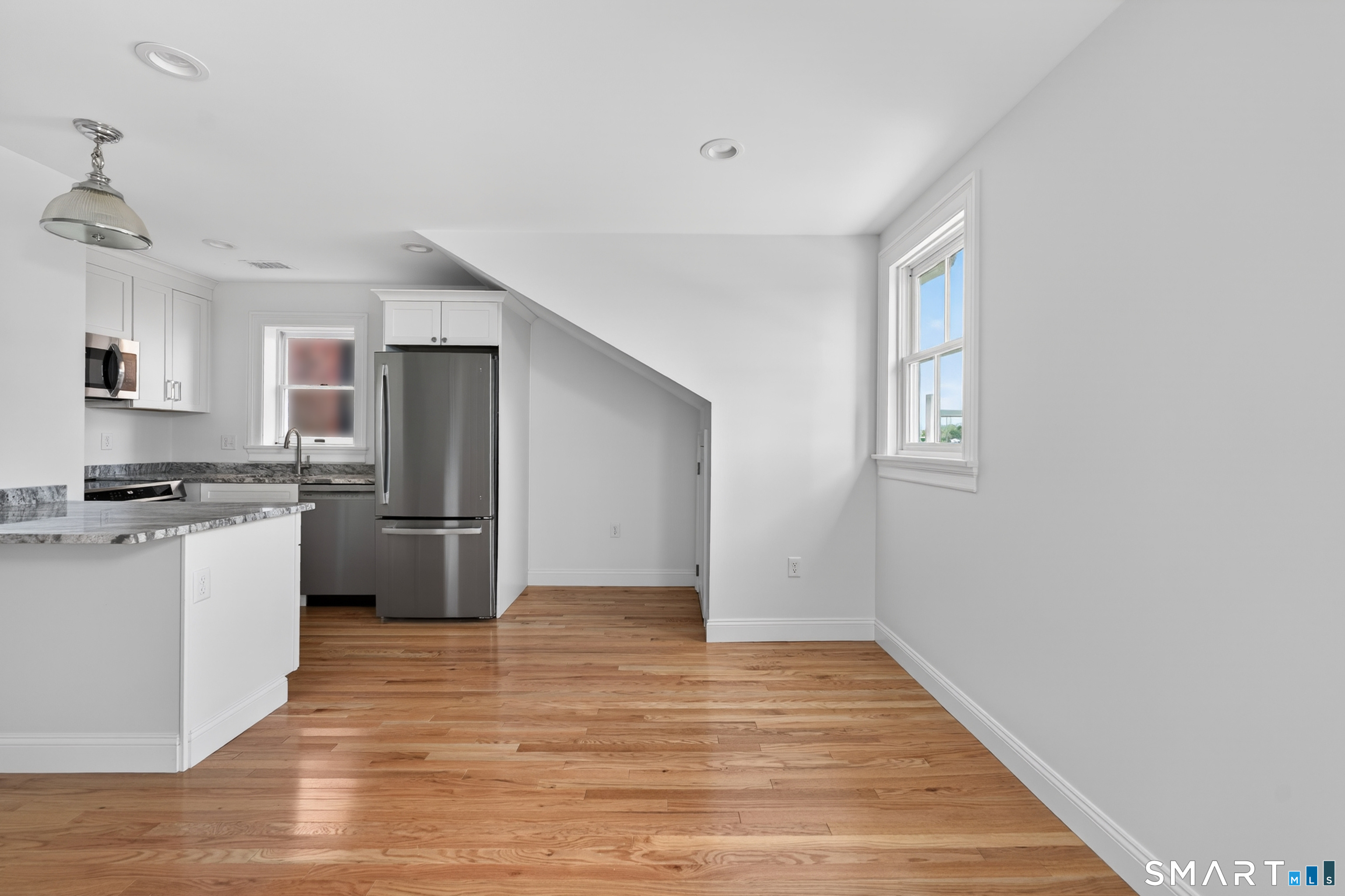 138 Bank Street New London CT 06320