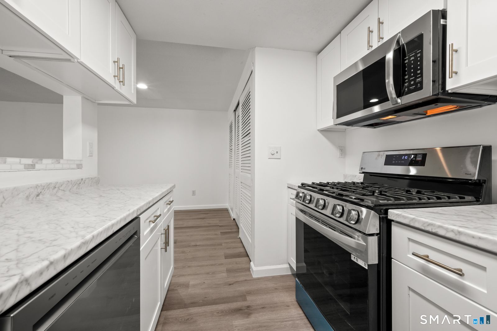 20 Little Oak Lane Rocky Hill CT 06067