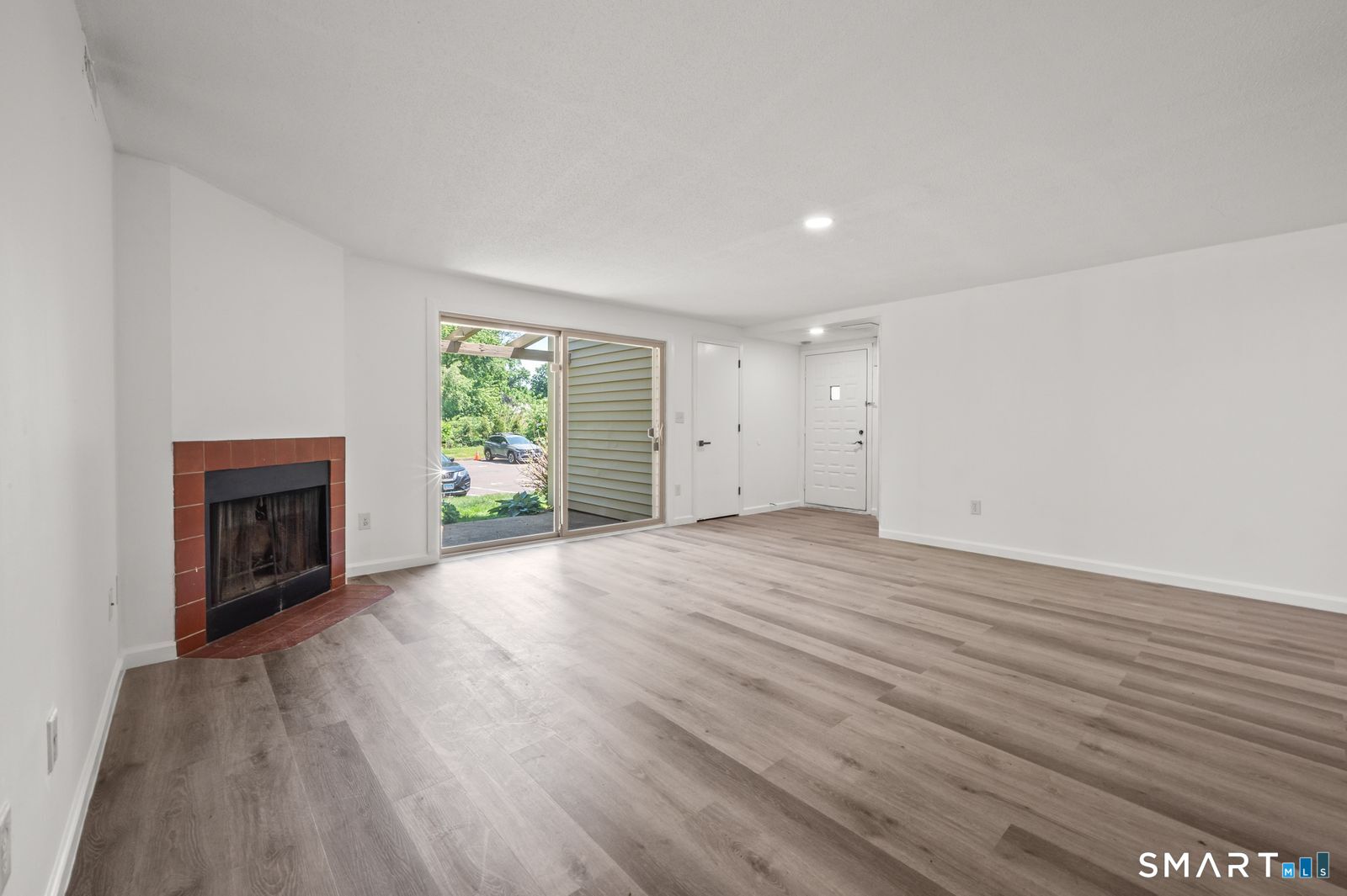 20 Little Oak Lane Rocky Hill CT 06067