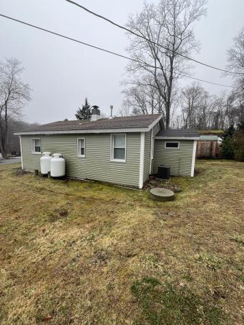 538B Winthrop Road Deep River CT 06417