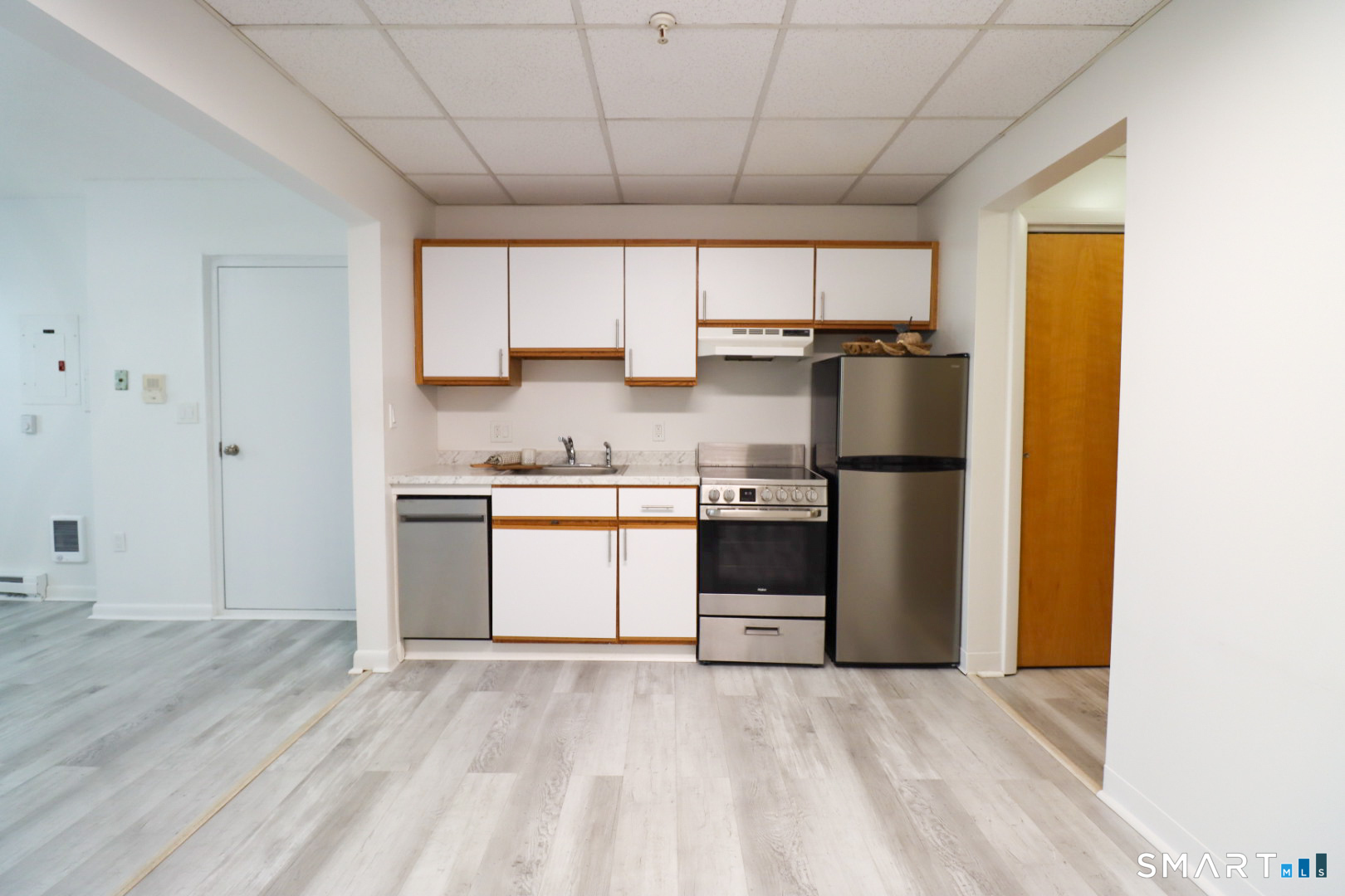 209 Bank Street New London CT 06320