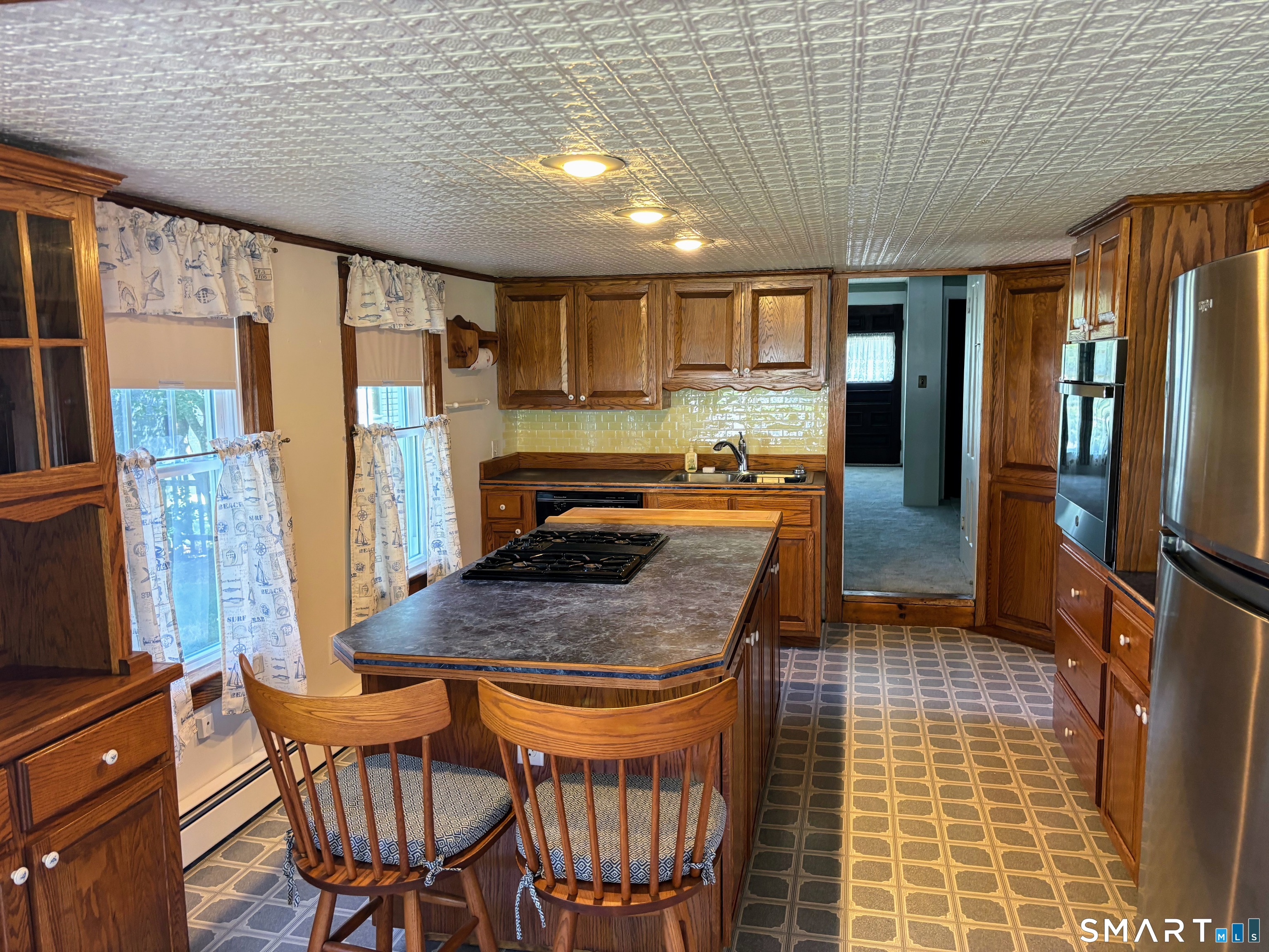 7 Main Street Essex CT 06409