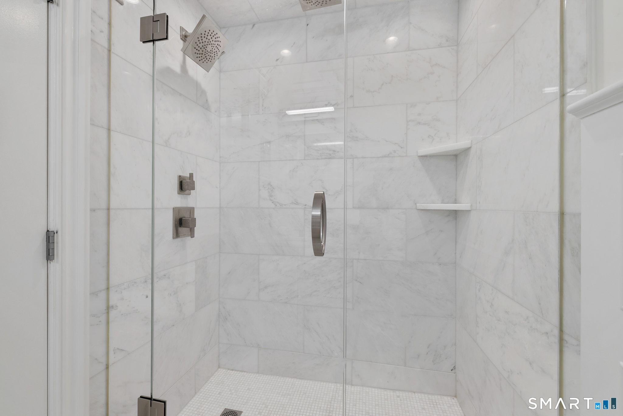 85 Memorial Road West Hartford CT 06107