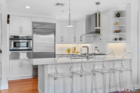 85 Memorial Road West Hartford CT 06107