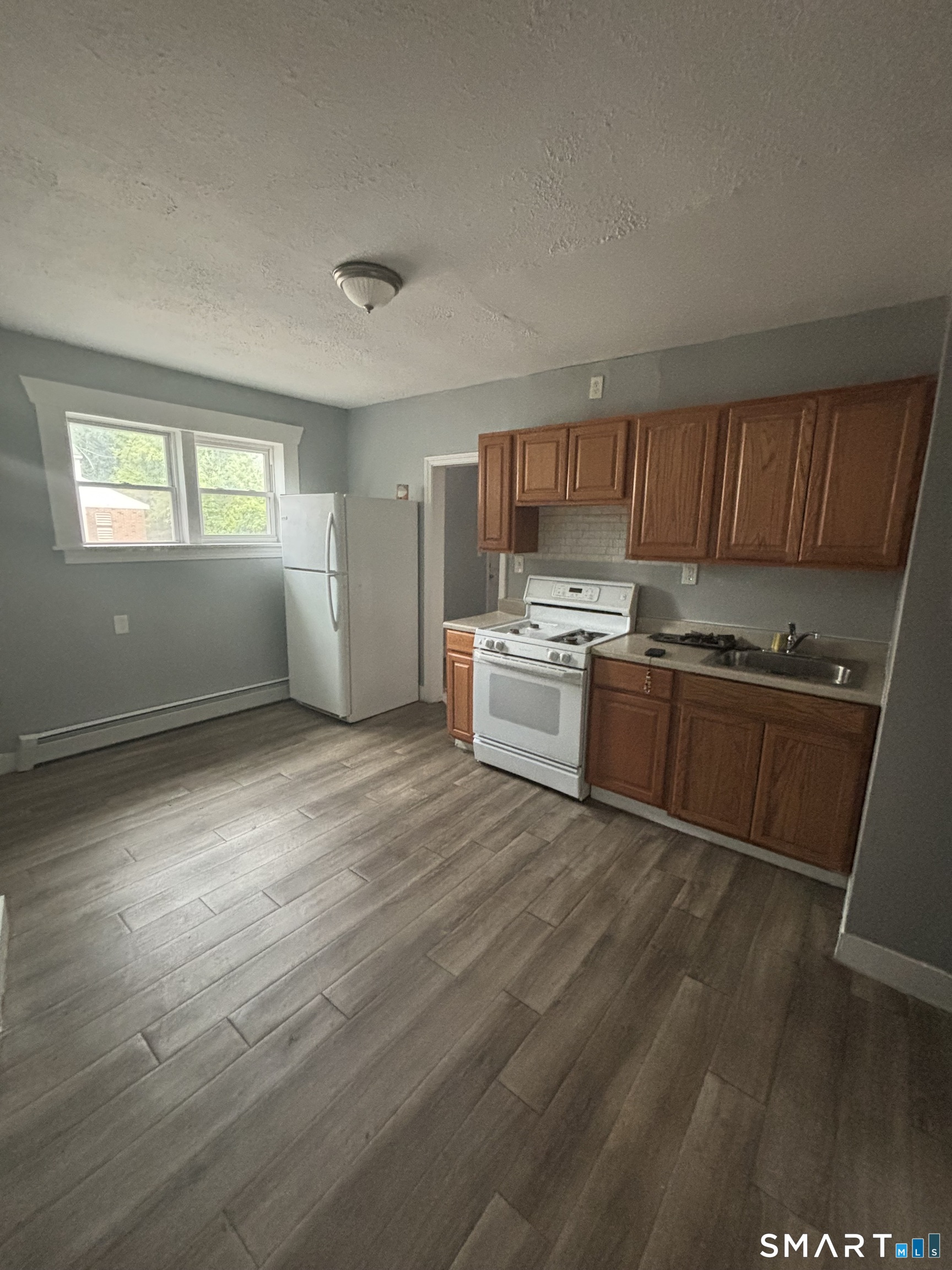 2370 Main Street Hartford CT 06120