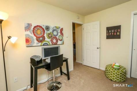 15 Fordyce Court New Milford CT 06776