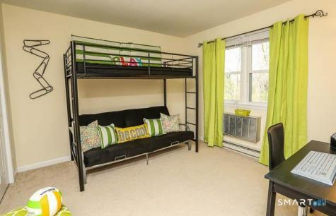 15 Fordyce Court New Milford CT 06776