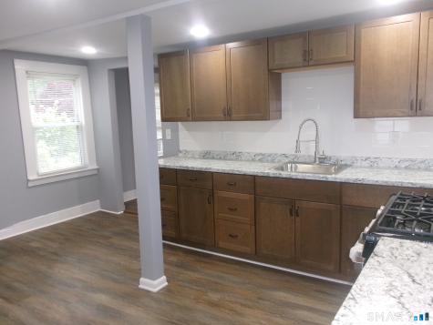 188 Hemingway Avenue East Haven CT 06512