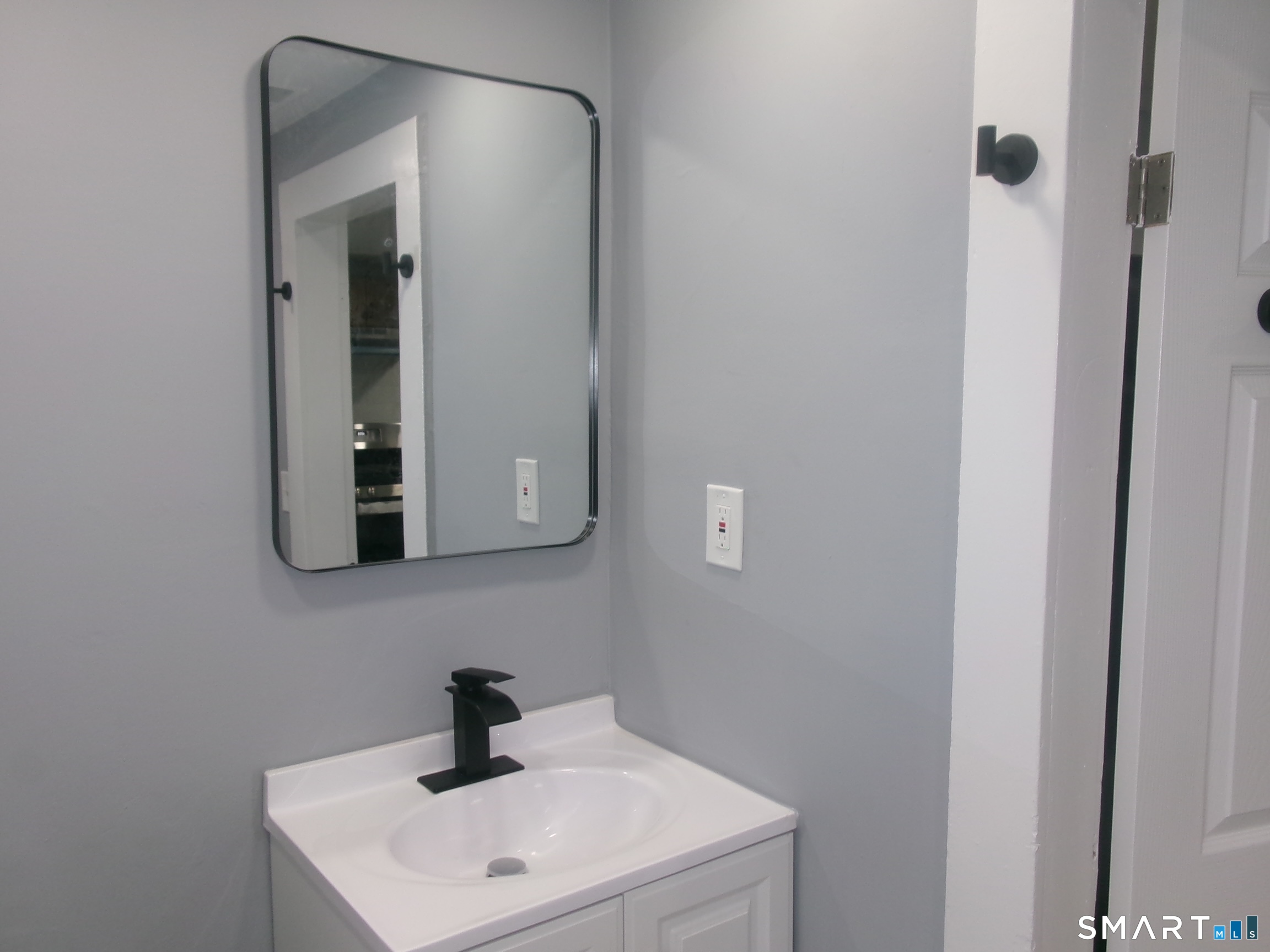 188 Hemingway Avenue East Haven CT 06512