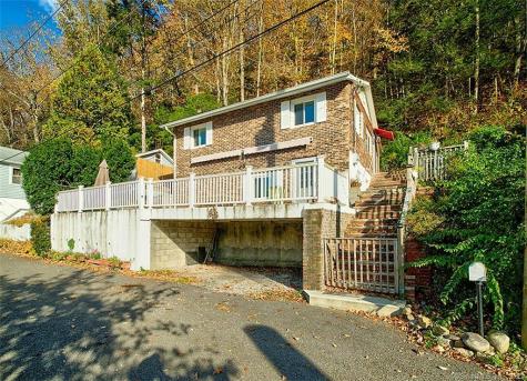 16 Maiden Lane Seymour CT 06483