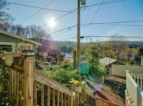 16 Maiden Lane Seymour CT 06483