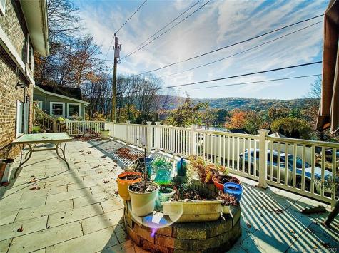 16 Maiden Lane Seymour CT 06483