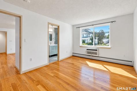 184 Pequot Avenue New London CT 06320