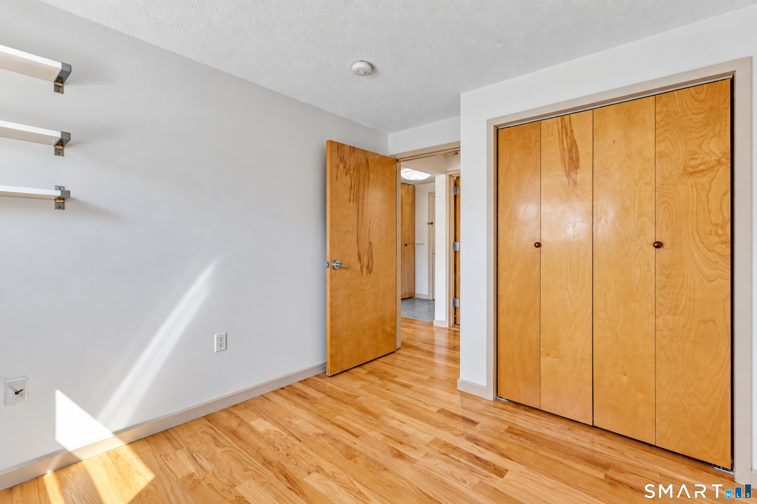 184 Pequot Avenue New London CT 06320