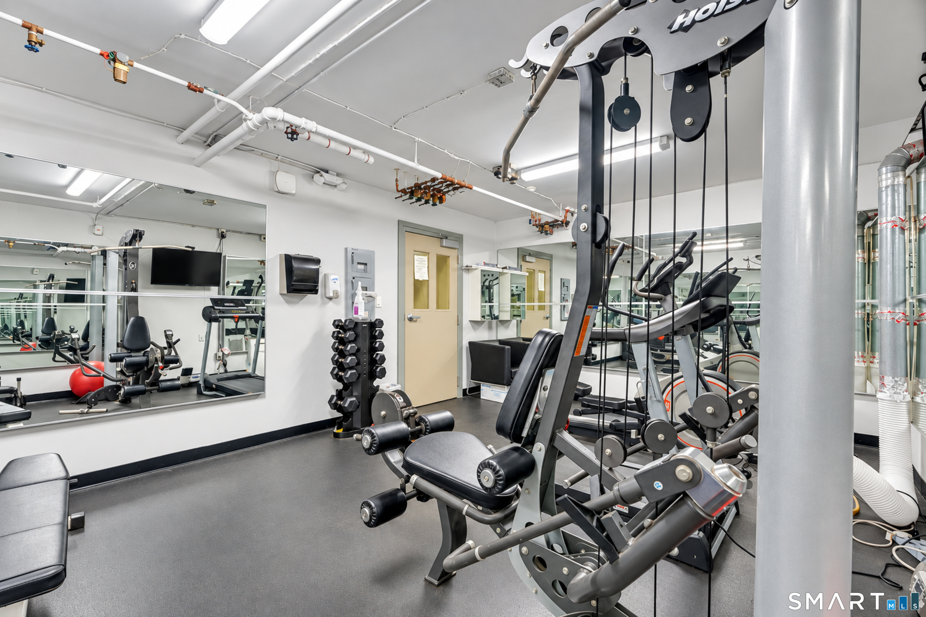 184 Pequot Avenue New London CT 06320
