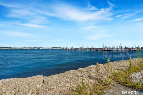 184 Pequot Avenue New London CT 06320