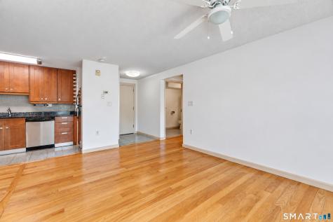 184 Pequot Avenue New London CT 06320
