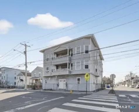 1389 Pembroke Street Bridgeport CT 06608