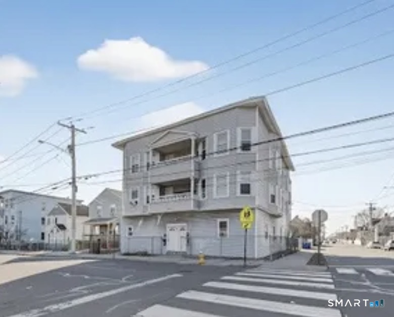 1389 Pembroke Street Bridgeport CT 06608
