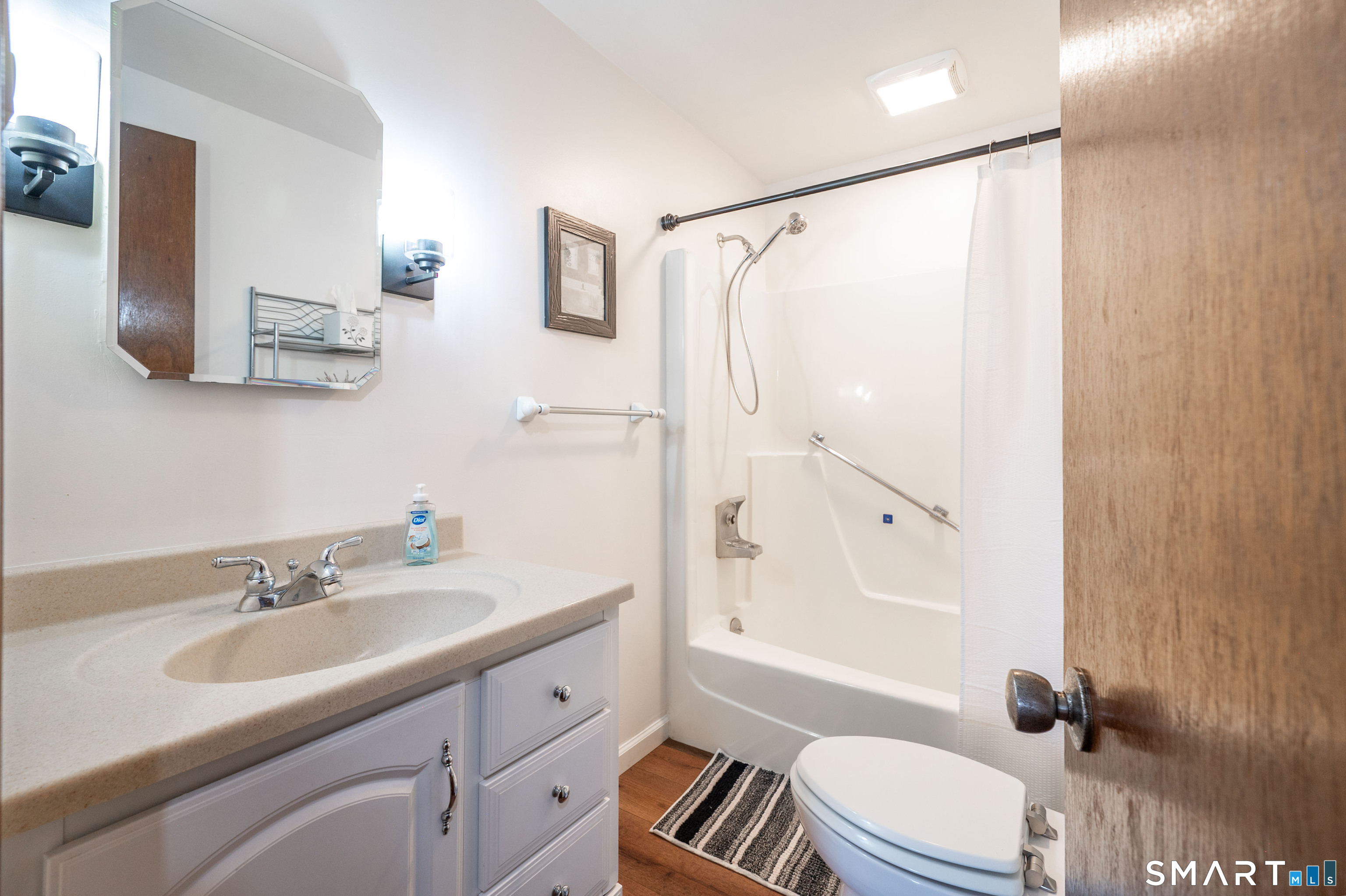 86 Old Farms Lane New Milford CT 06776