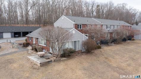 86 Old Farms Lane New Milford CT 06776