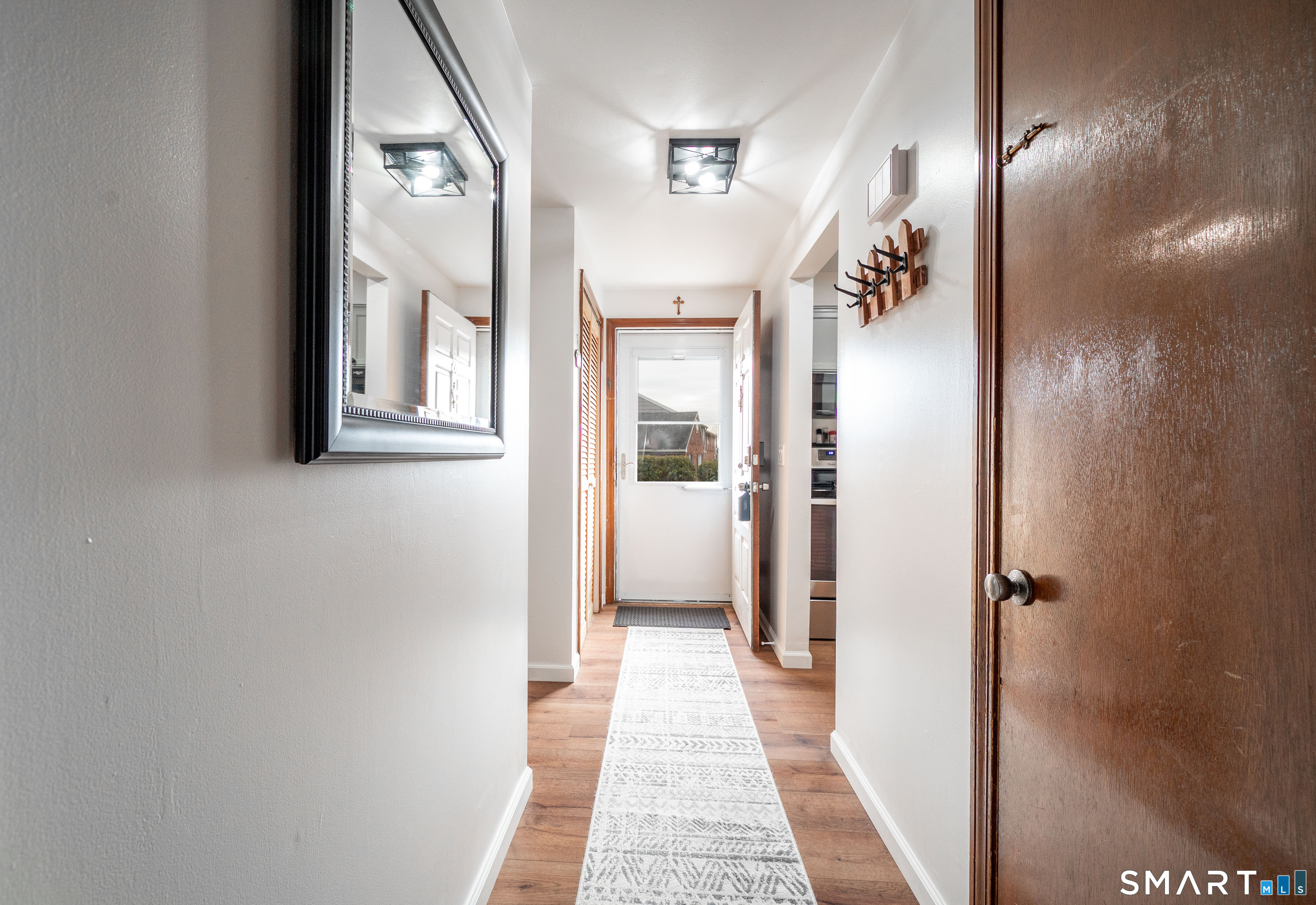 86 Old Farms Lane New Milford CT 06776